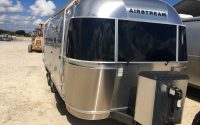 Adam Curry - Airstream - I Love Laundry Tour 2015